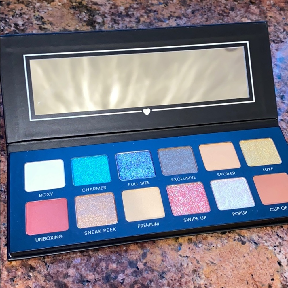 Body charm palette